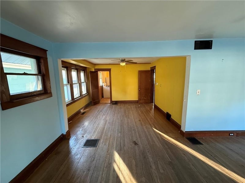 4324 Cambridge St, Kansas City, KS 66103