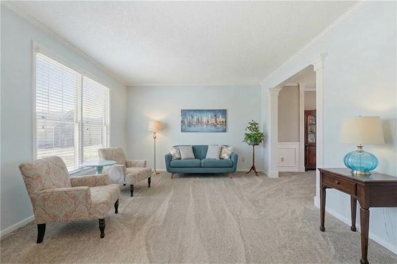 12128 Hardy St, Overland Park, KS 66213