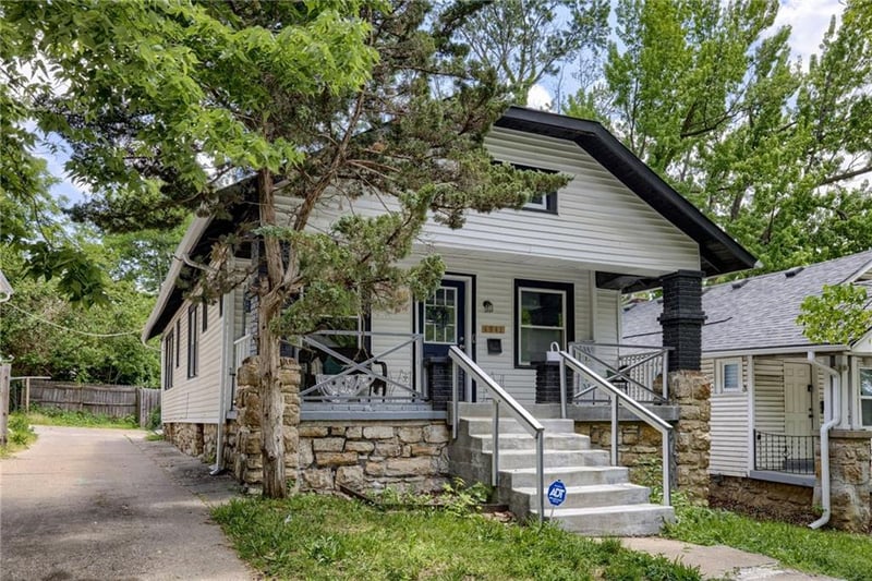 4941 Michigan Ave, Kansas City, MO 64130