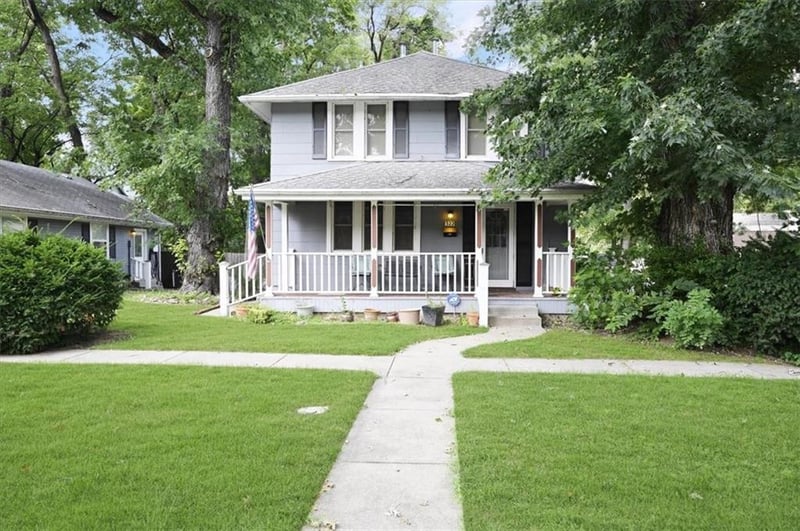 322 Arch St, Leavenworth, KS 66048