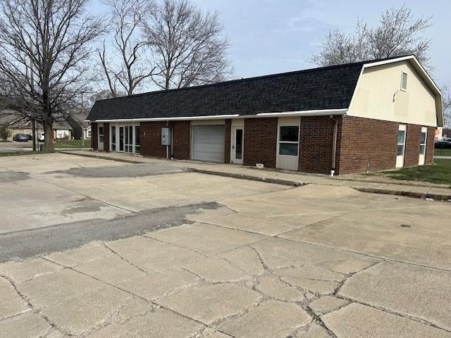 2852 Four Wheel Dr, Lawrence, KS 66047