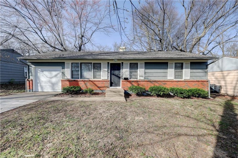 8300 110th St, Kansas City, MO 64134