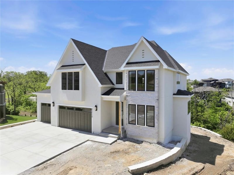 21710 80th Ter, Shawnee, KS 66220