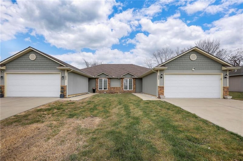 4625 Appleton Ave, Kansas City, MO 64133