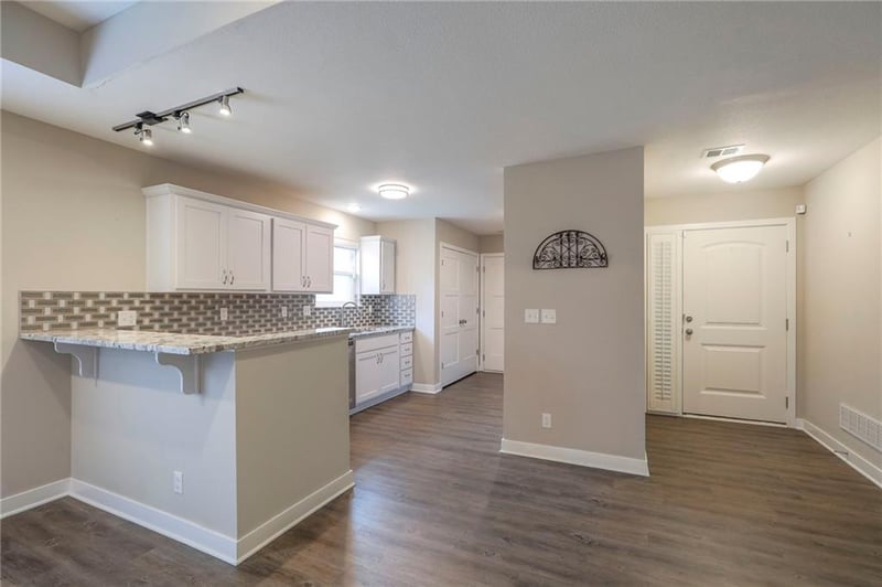 4625 Appleton Ave, Kansas City, MO 64133