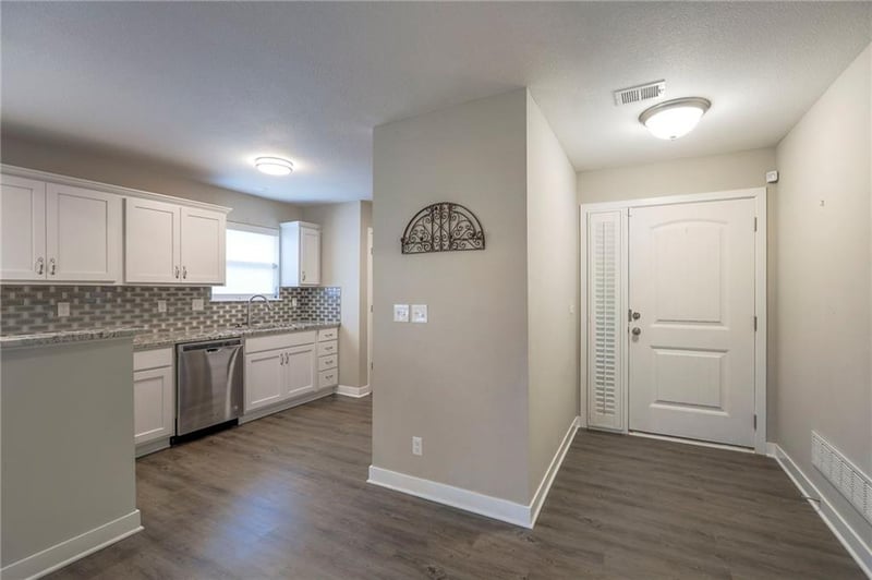 4625 Appleton Ave, Kansas City, MO 64133