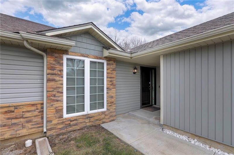 4625 Appleton Ave, Kansas City, MO 64133