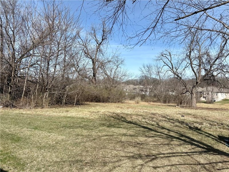 4625 Appleton Ave, Kansas City, MO 64133