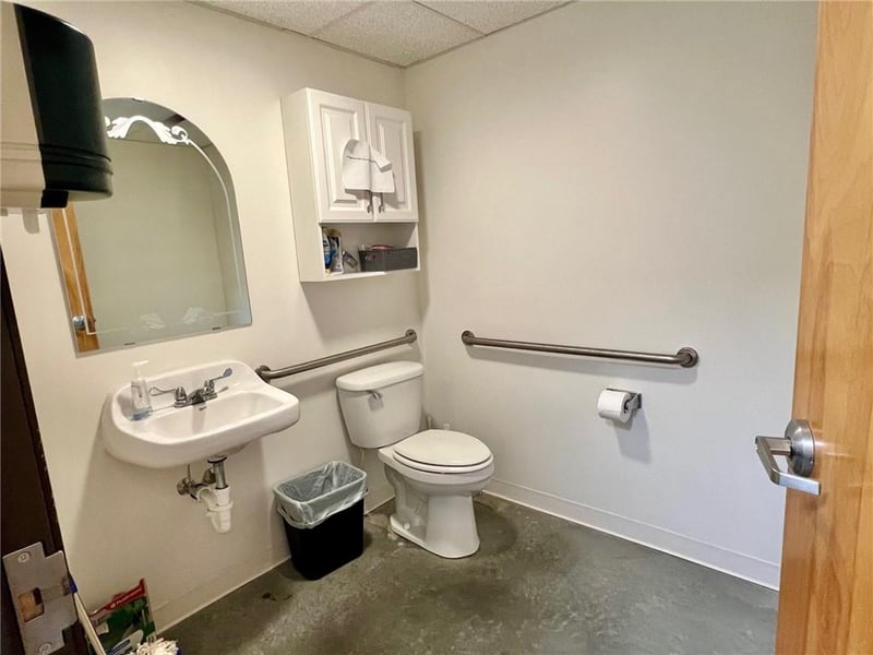 110 Mason St, Odessa, MO 64076