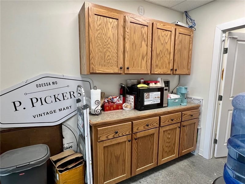 110 Mason St, Odessa, MO 64076