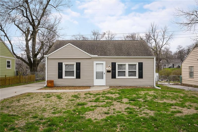 5117 Crest Dr, Kansas City, KS 66106