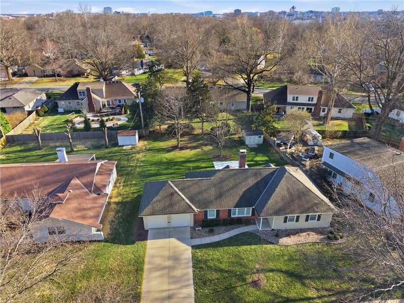 6909 98th Ter, Overland Park, KS 66212