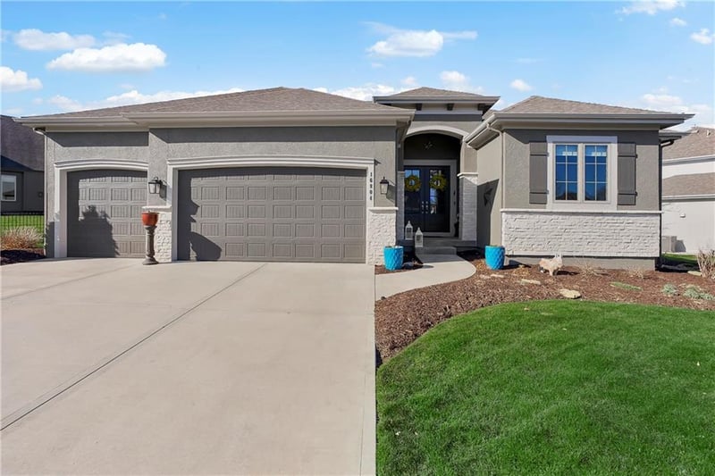 16804 Bradshaw St, Overland Park, KS 66221