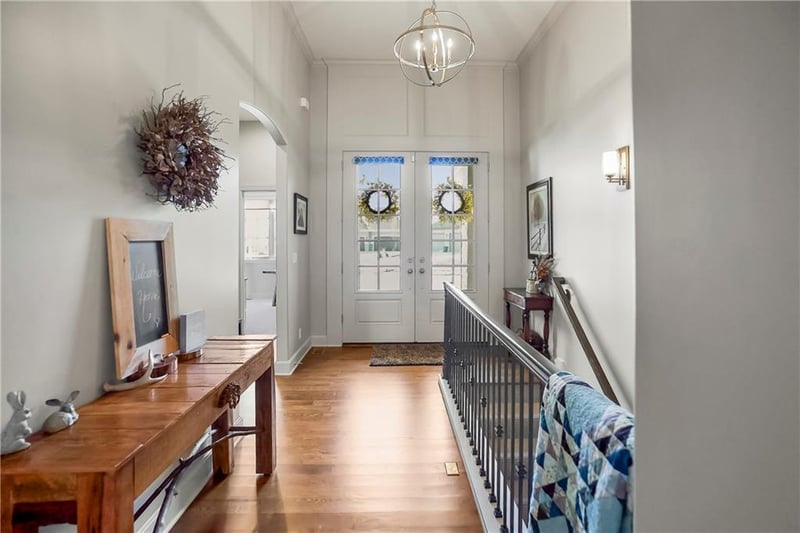 16804 Bradshaw St, Overland Park, KS 66221