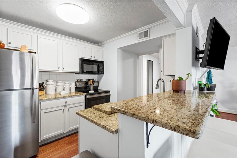 4727 Jarboe St #23, Kansas City, MO 64112