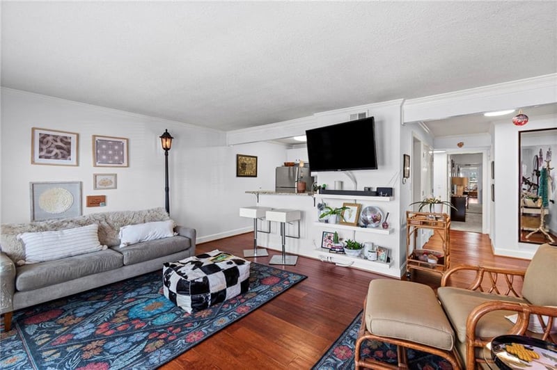 4727 Jarboe St #23, Kansas City, MO 64112