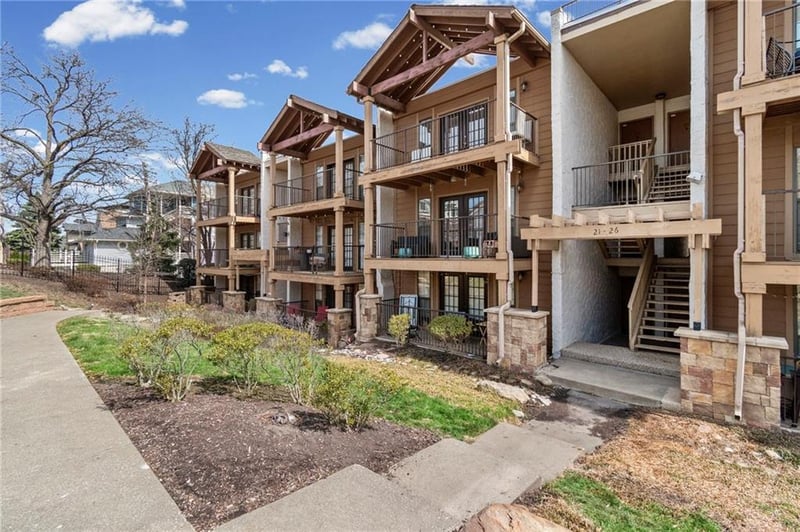 4727 Jarboe St #23, Kansas City, MO 64112