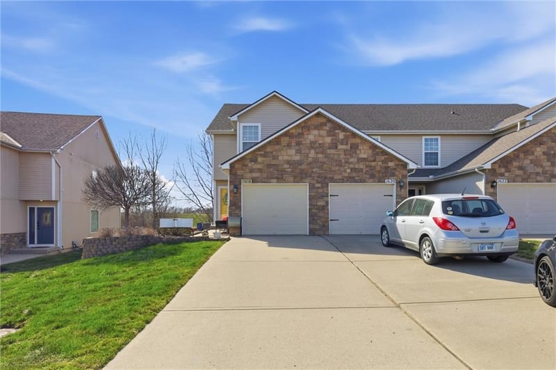 1618 128th St, Kansas City, KS 66109