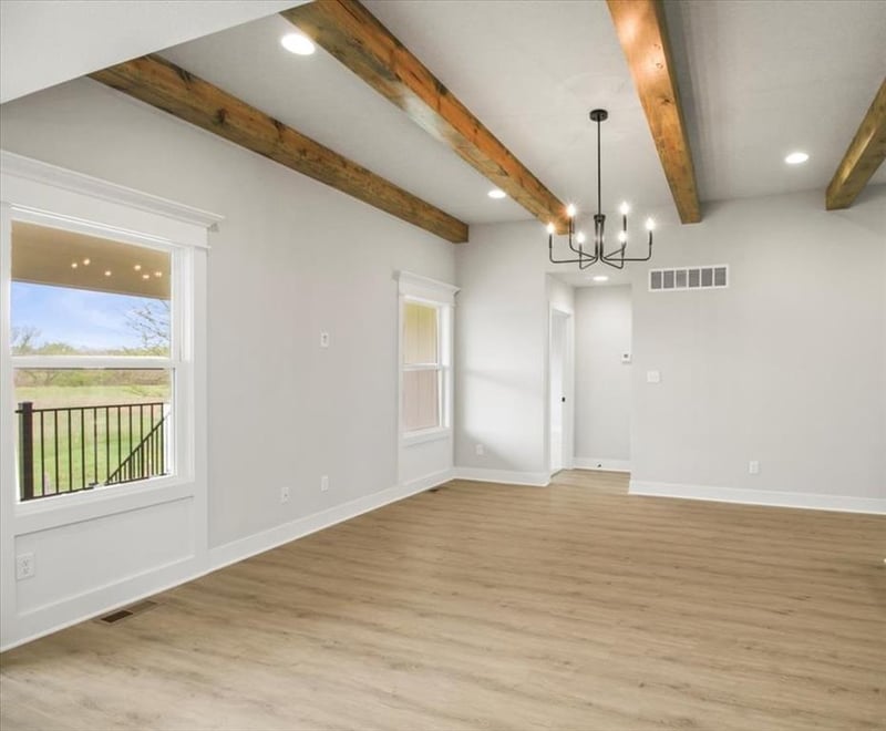 1011 Eli Ln, Warrensburg, MO 64093