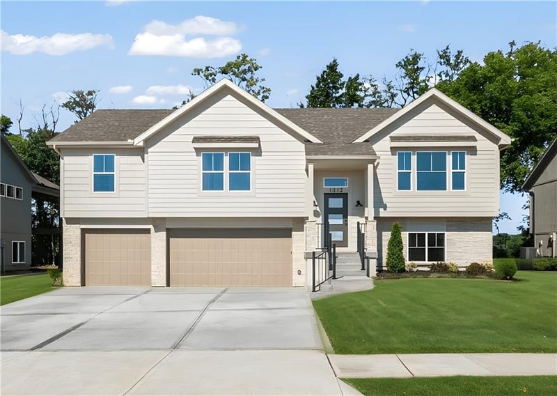 1103 Eli Ln, Warrensburg, MO 64093