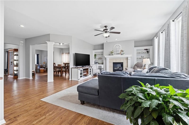 21741 Summer St, Spring Hill, KS 66083