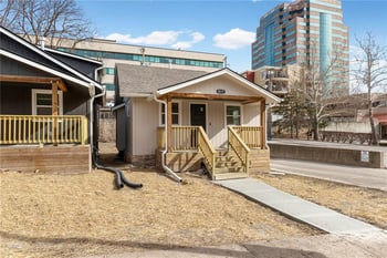 4517 Jarboe St, Kansas City, MO 64111