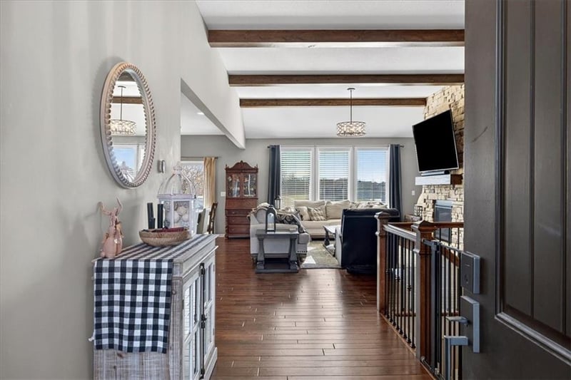19013 Deer Run St, Spring Hill, KS 66083