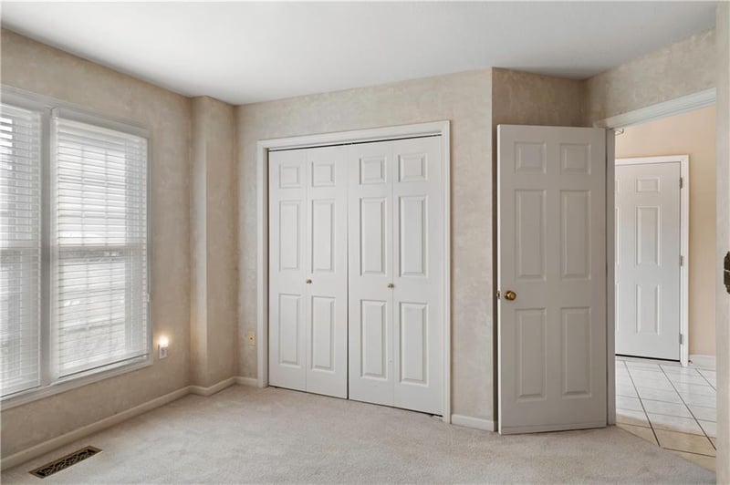 4804 59th Ct, Kansas City, MO 64151