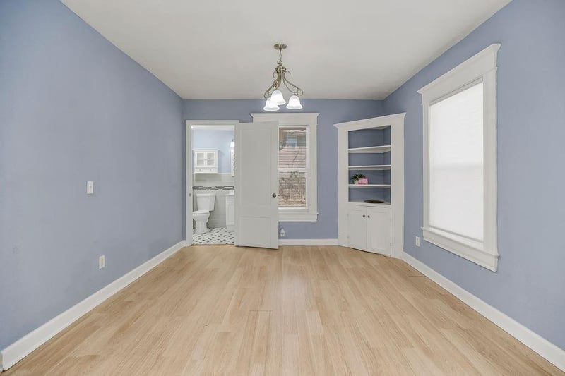 2112 36th St, Kansas City, MO 64109