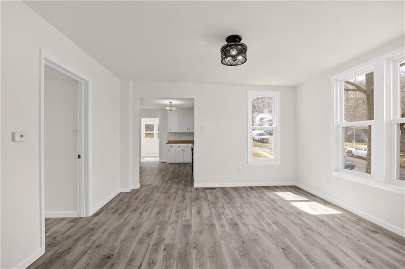 402 Blake St, St Joseph, MO 64504