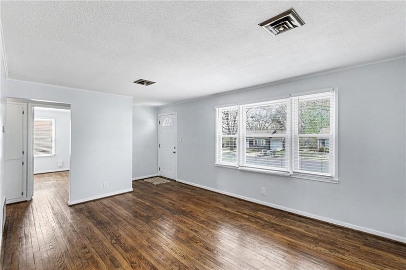 7725 Conser St, Overland Park, KS 66204