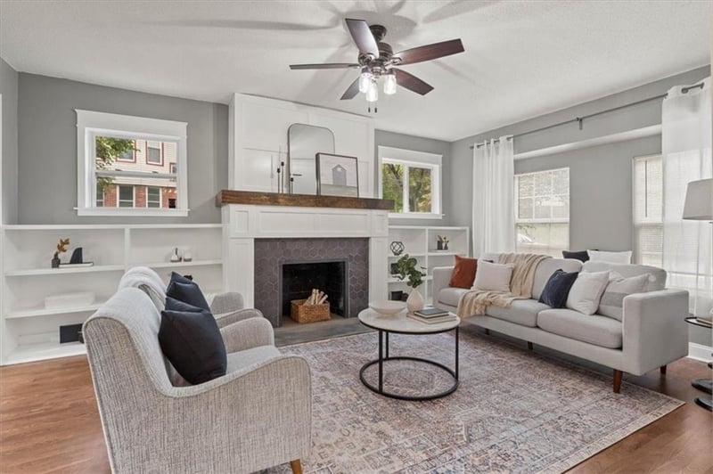 2827 Campbell St, Kansas City, MO 64109