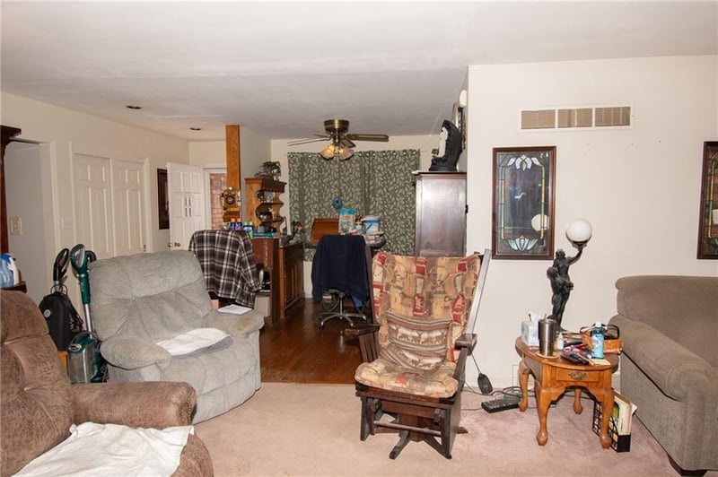 14 40th St, Kansas City, MO 64116