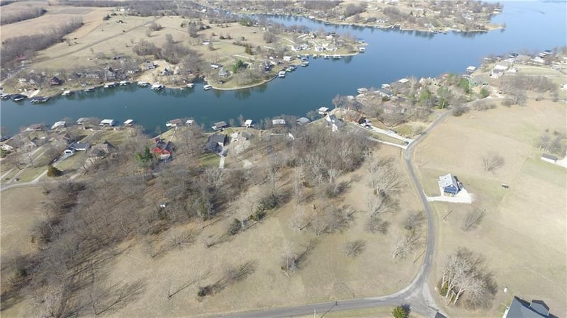 Lot 1613 Firefly Ct, Altamont, MO 64620