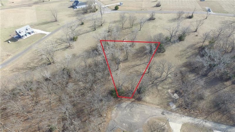 Lot 1613 Firefly Ct, Altamont, MO 64620
