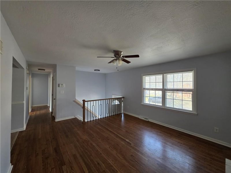 13420 Belmeade Ave, Grandview, MO 64030