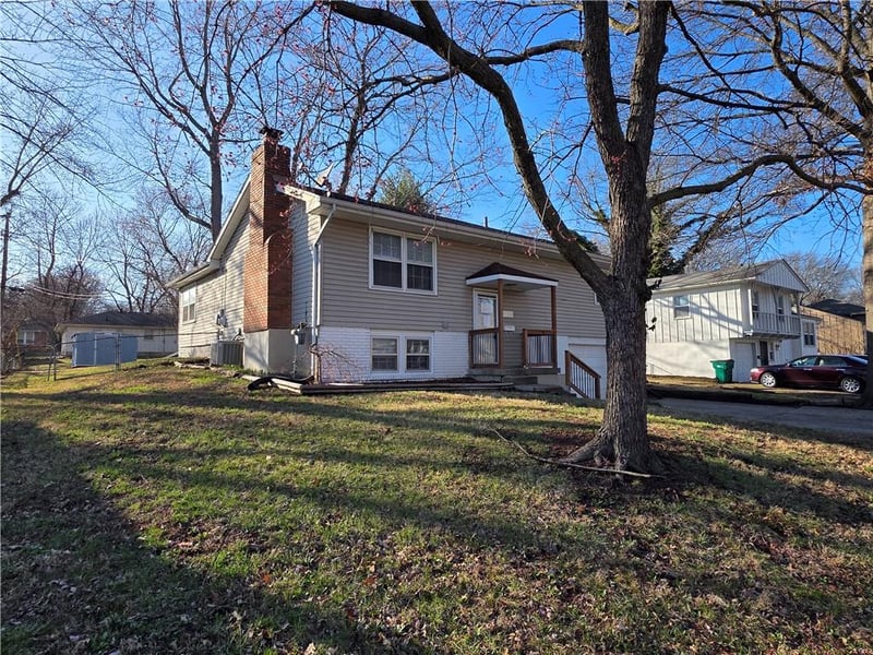 13420 Belmeade Ave, Grandview, MO 64030
