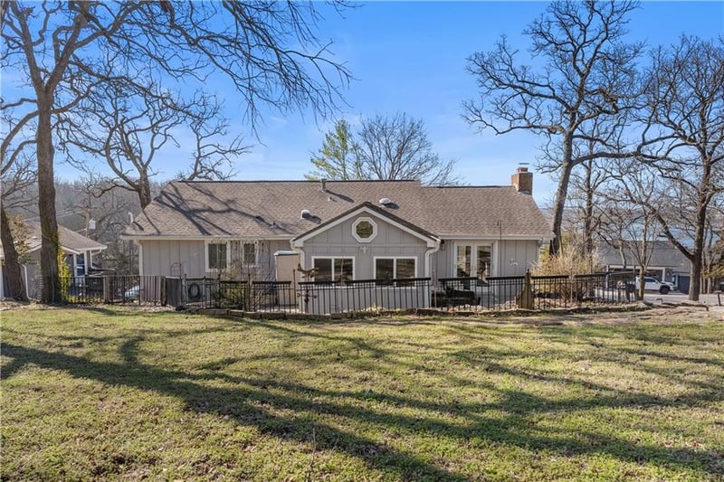 57 Y St, Lake Lotawana, MO 64086