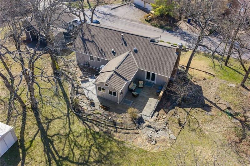 57 Y St, Lake Lotawana, MO 64086