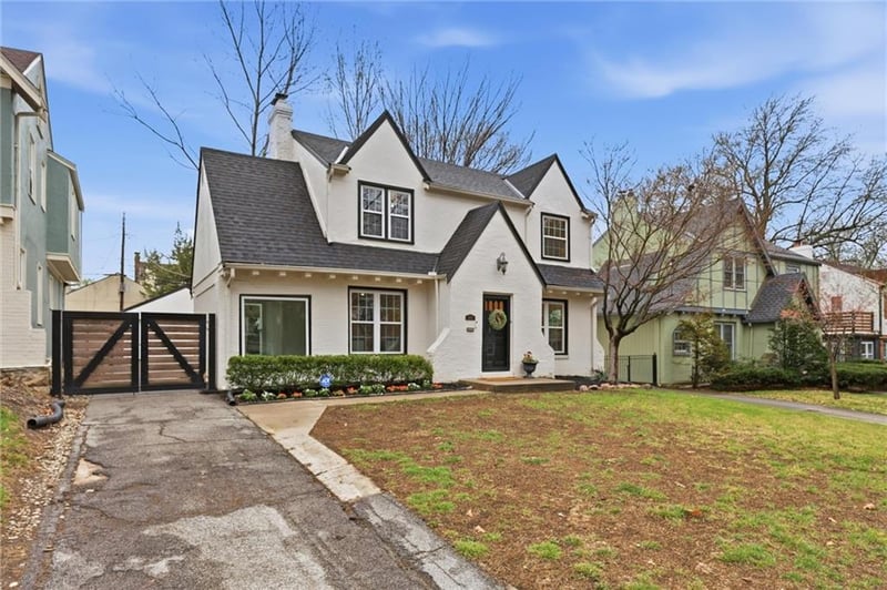 1263 Gregory Blvd, Kansas City, MO 64114