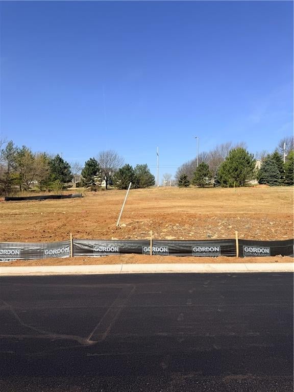 12242 Emerald St, Olathe, KS 66061