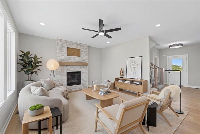 12242 Emerald St, Olathe, KS 66061