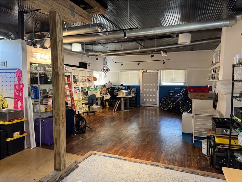 81 N Mill St, Kansas City, KS 66101