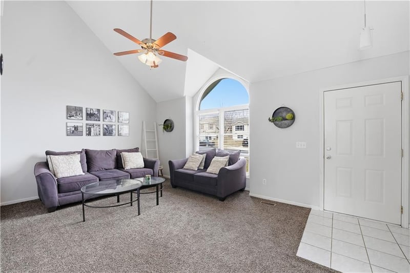 9735 87th Ter, Kansas City, MO 64153