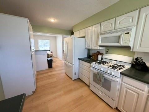 2000 34th Pl, Kansas City, MO 64116