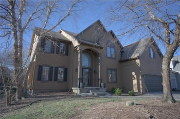 9233 143rd Ter, Overland Park, KS 66221