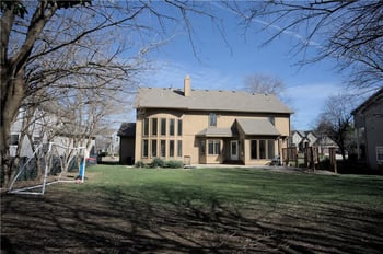 9233 143rd Ter, Overland Park, KS 66221