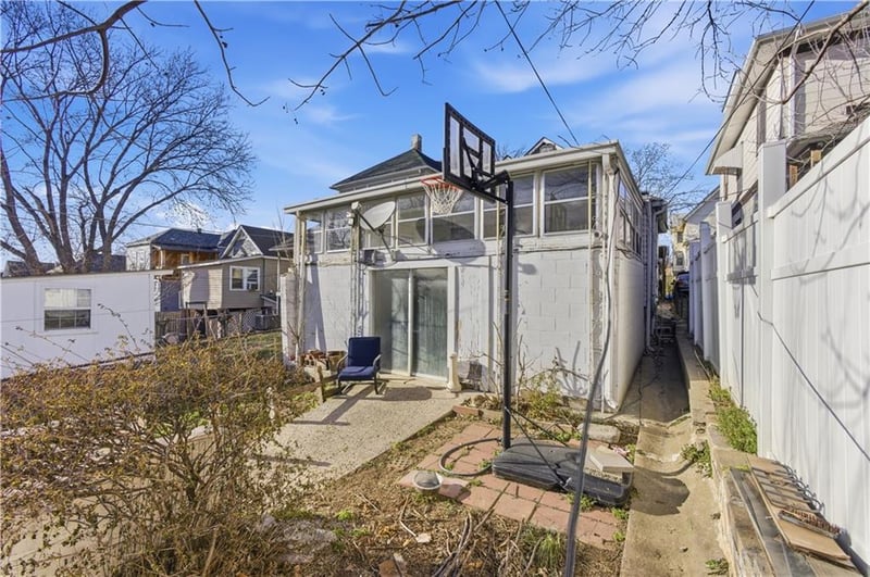 635 Orville Ave, Kansas City, KS 66101