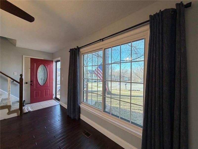 1905 80th St, Kansas City, MO 64118