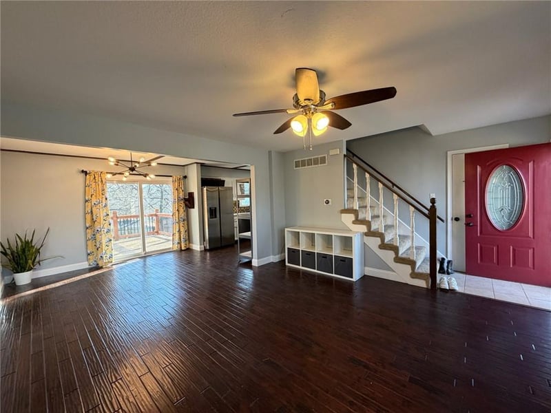 1905 80th St, Kansas City, MO 64118